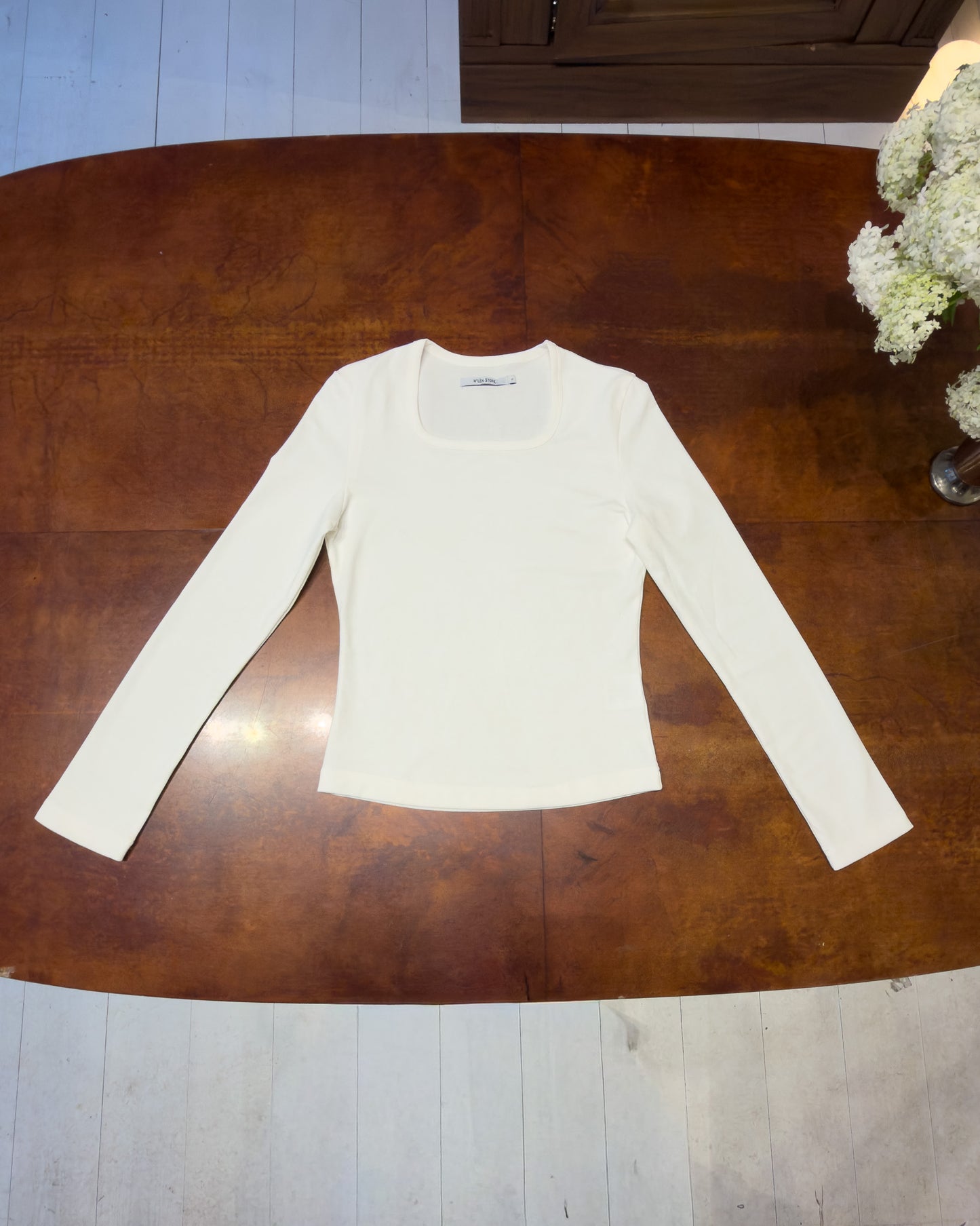 Johanne Top women white cotton relaxed fit tee
