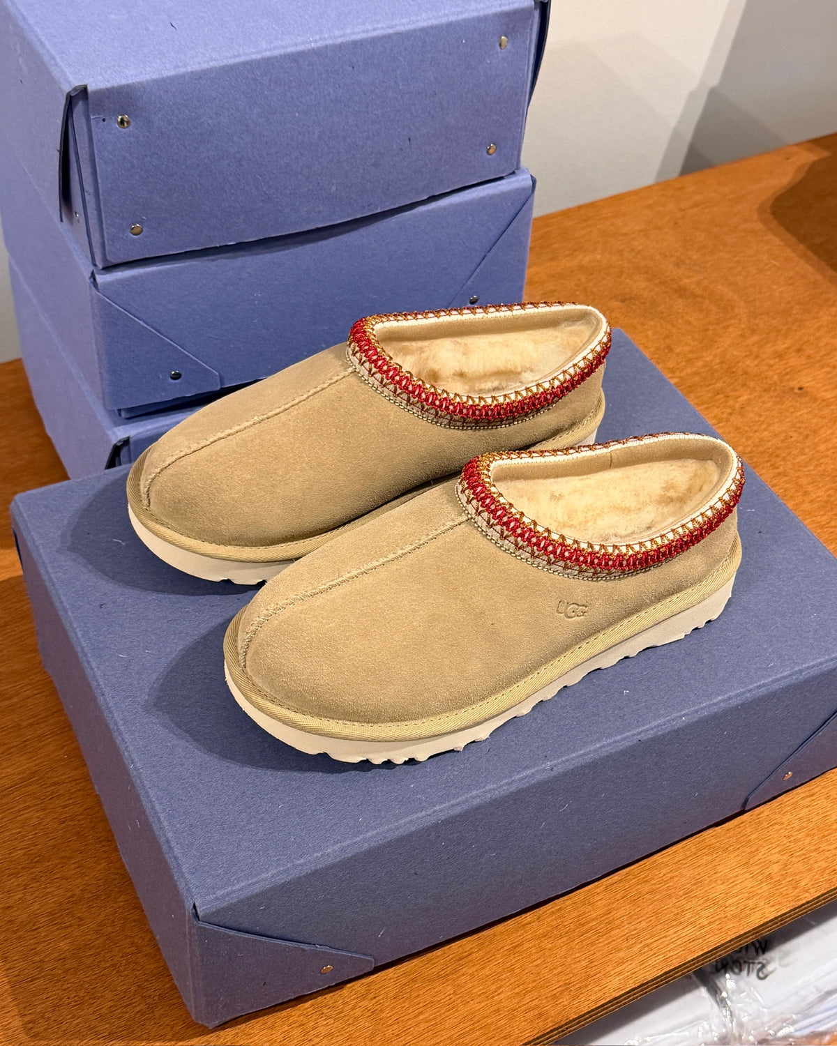 UGG Tasman II, Sand
