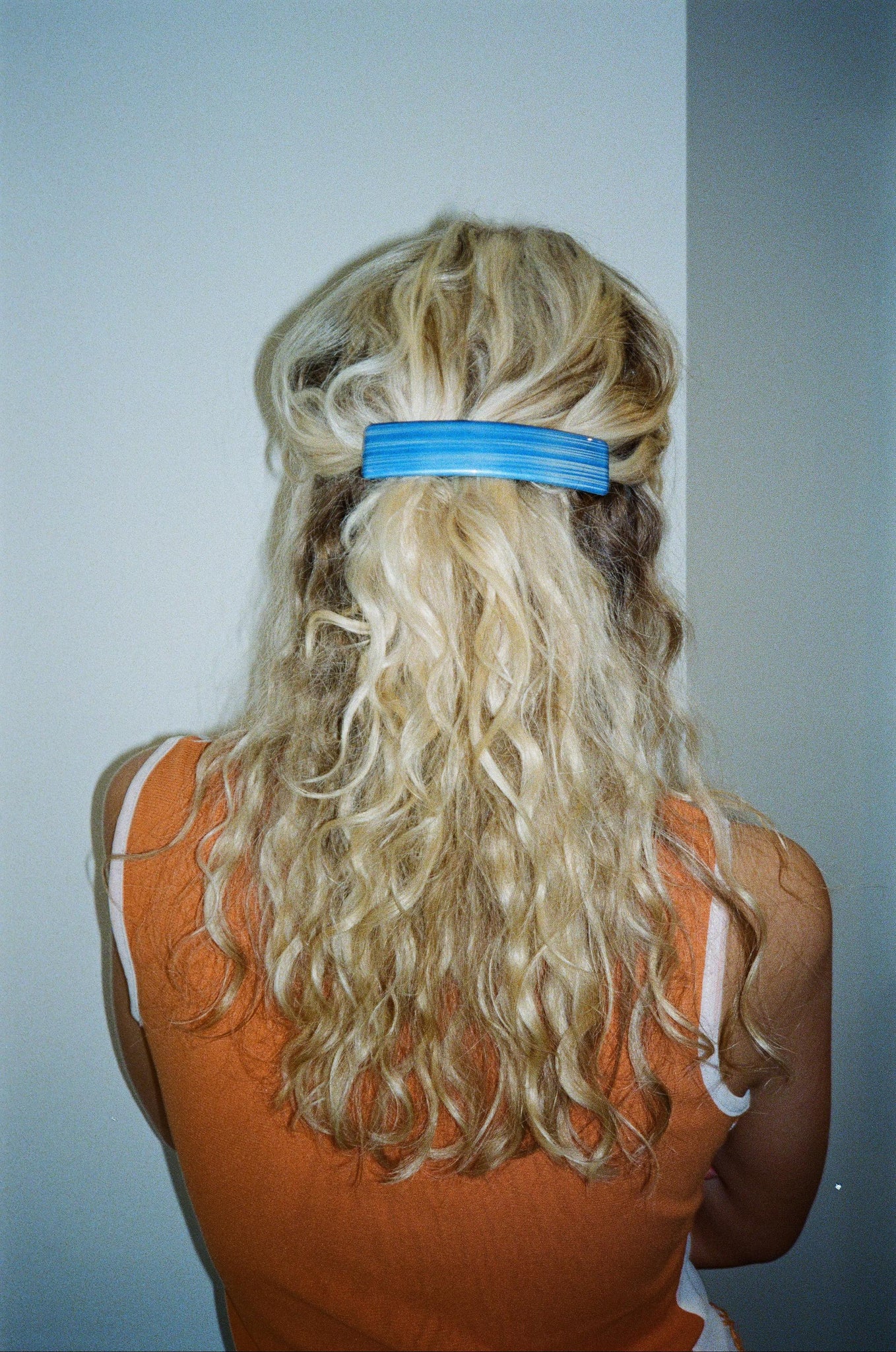 BLUE HAIR CLIP