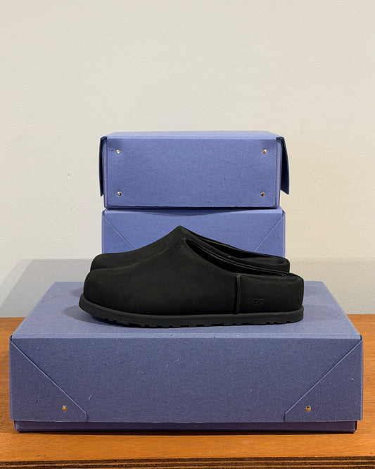 UGG Otzo Clog women black nubuck slip-on
