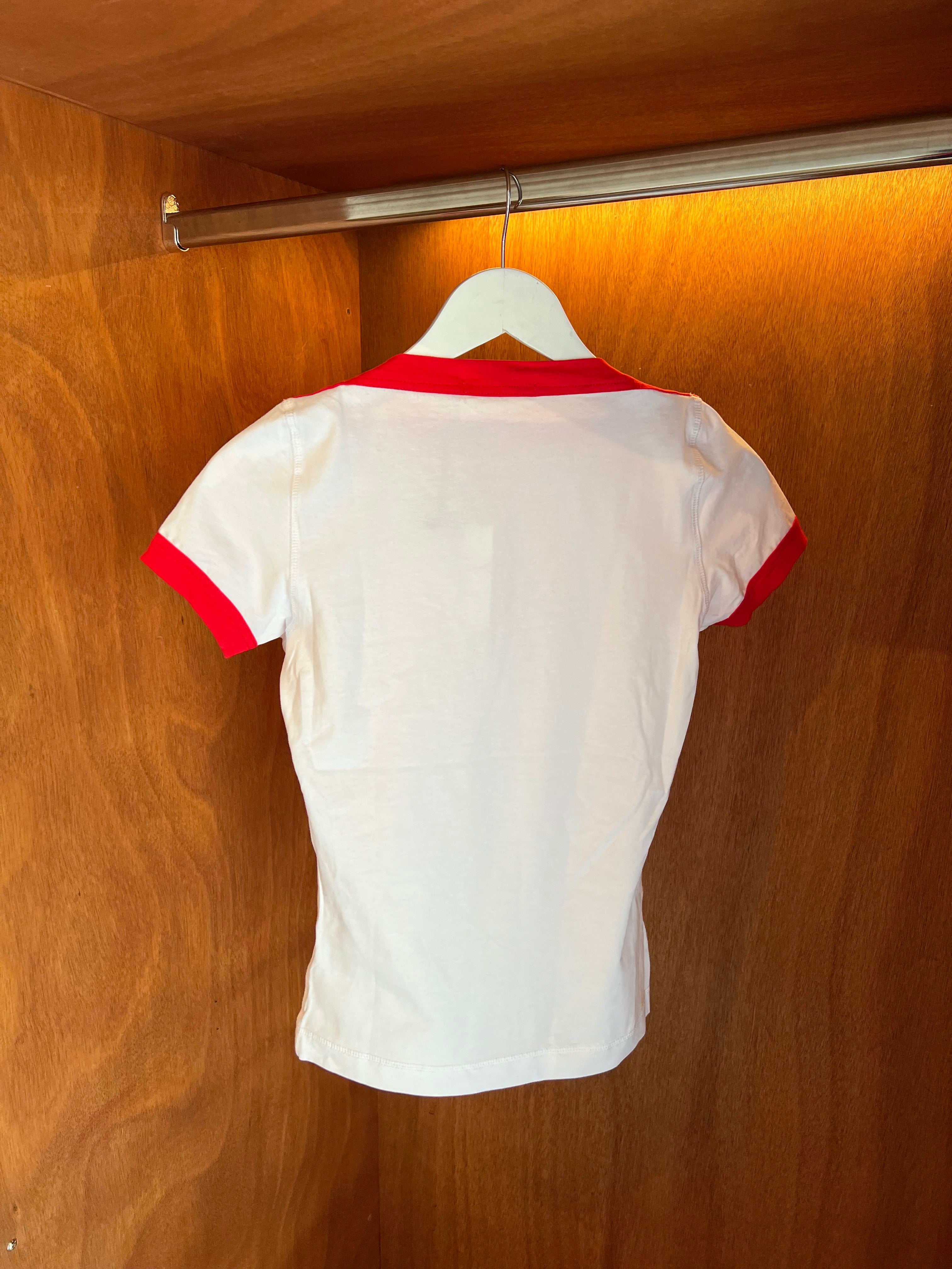 Kris Tee, White